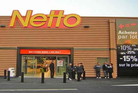 Construction d'un bâtiment abritant une grande surface alimentaire d'enseigne NETTO et ses annexes. Sollies Pont